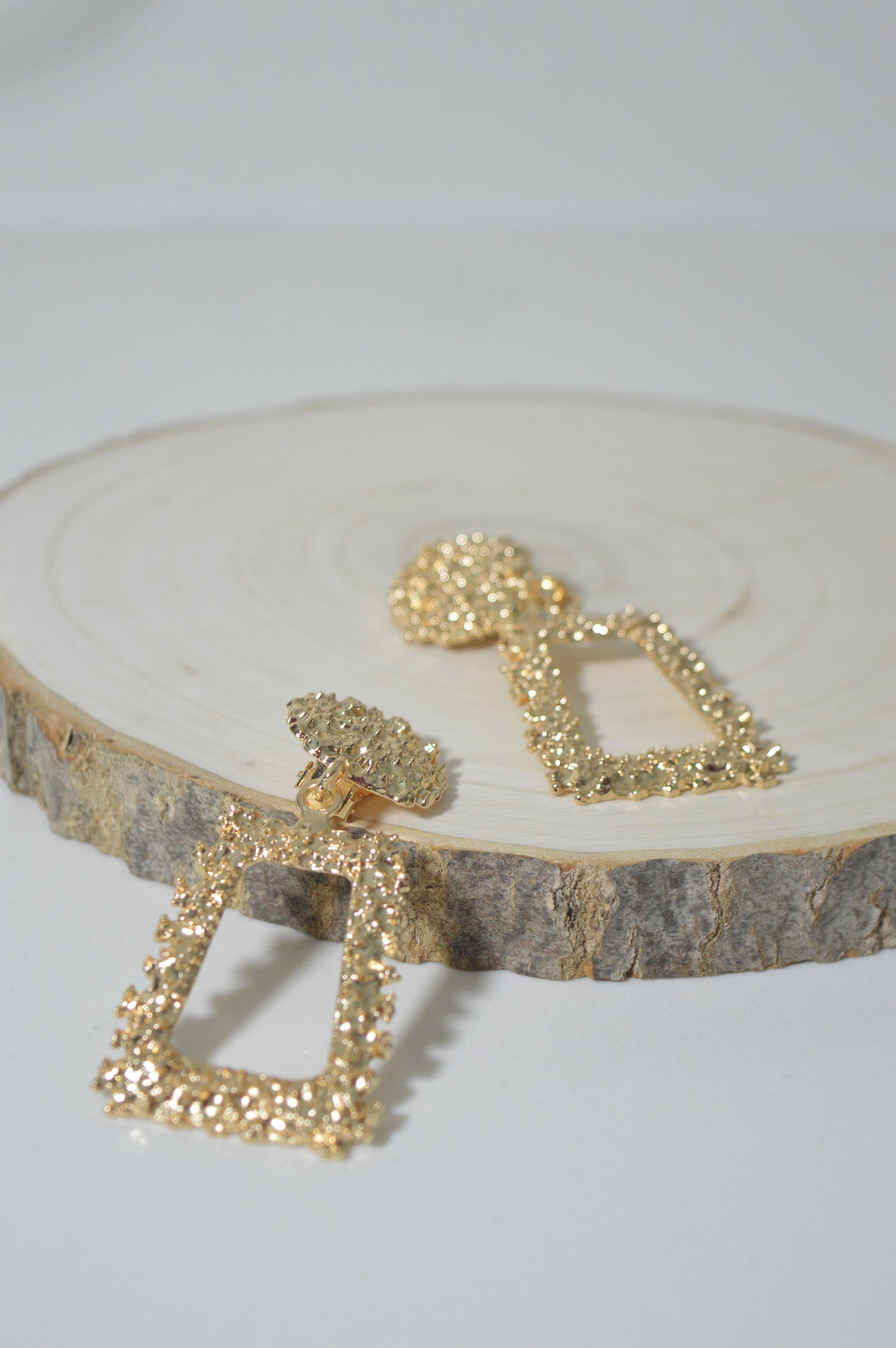 GOLD SQUARE EARRINGS