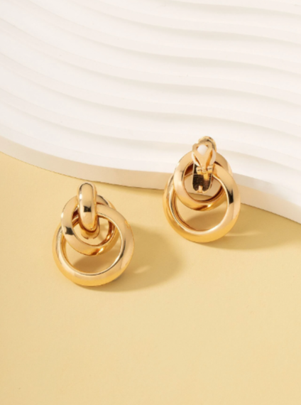 GOLDEN HOOPS CLIP-ON EARRINGS