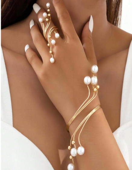 THE PEARL SWIRL BRACELET & RING SET