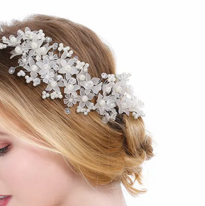 FLOWER & RHINESTONE HAIRPIECE